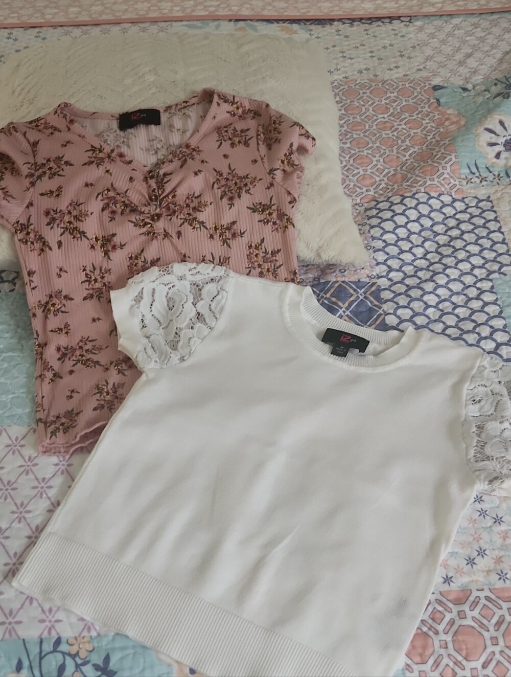 iZ Byer girl Tops Bundle